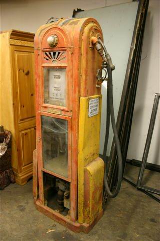 Wayne Mod-60 Display Elden Lewis collection